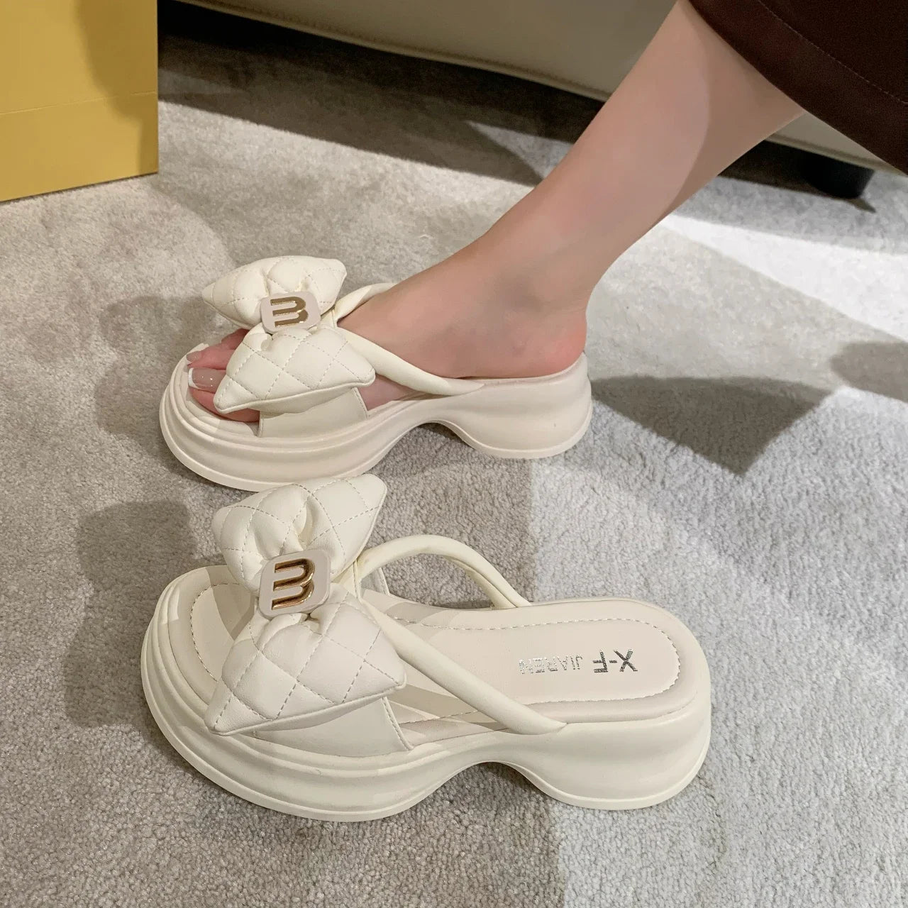 Women Slippers 2024 New Summer Casual Shoes Versatile Thick Sole Sandals Women Outwear Bow Beach Slippers Sexy Slides Women - Youks store