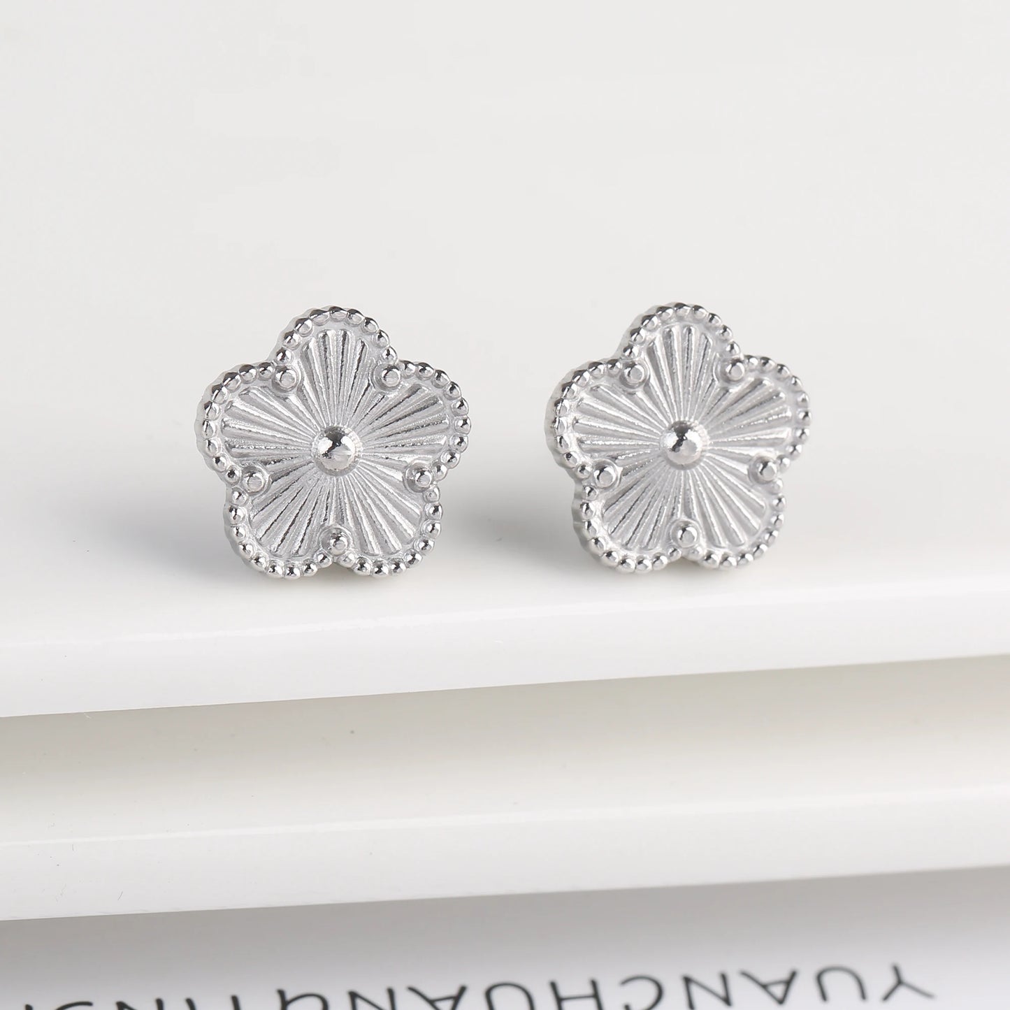 Hot Sale Stainless Steel Laser Five Leaf Flower Petal Adjustable Clover Bracelet Classic for Woman Girl Brand Jewelry Party Gift - Youks store