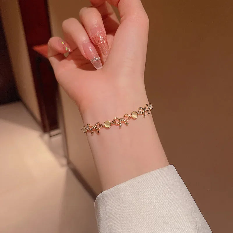 Geometric Smooth Rhinestone Chain Five Leaf Grass Flower Adjustable Bracelets for Women Fashion Jewelry Minimalist Accessories