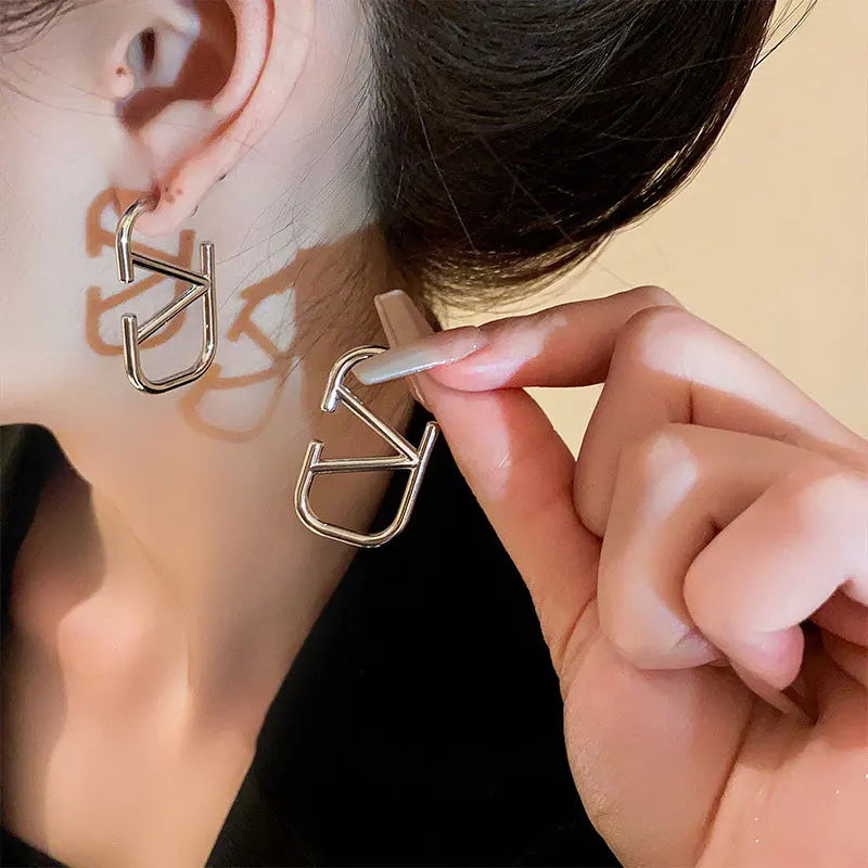 Geometric cool style ins personalized design Ear Studs, 2024 fashionable and versatile earrings - Youks store