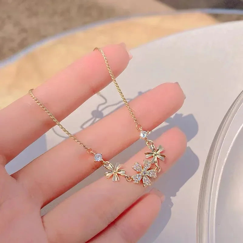 Geometric Smooth Rhinestone Chain Five Leaf Grass Flower Adjustable Bracelets for Women Fashion Jewelry Minimalist Accessories