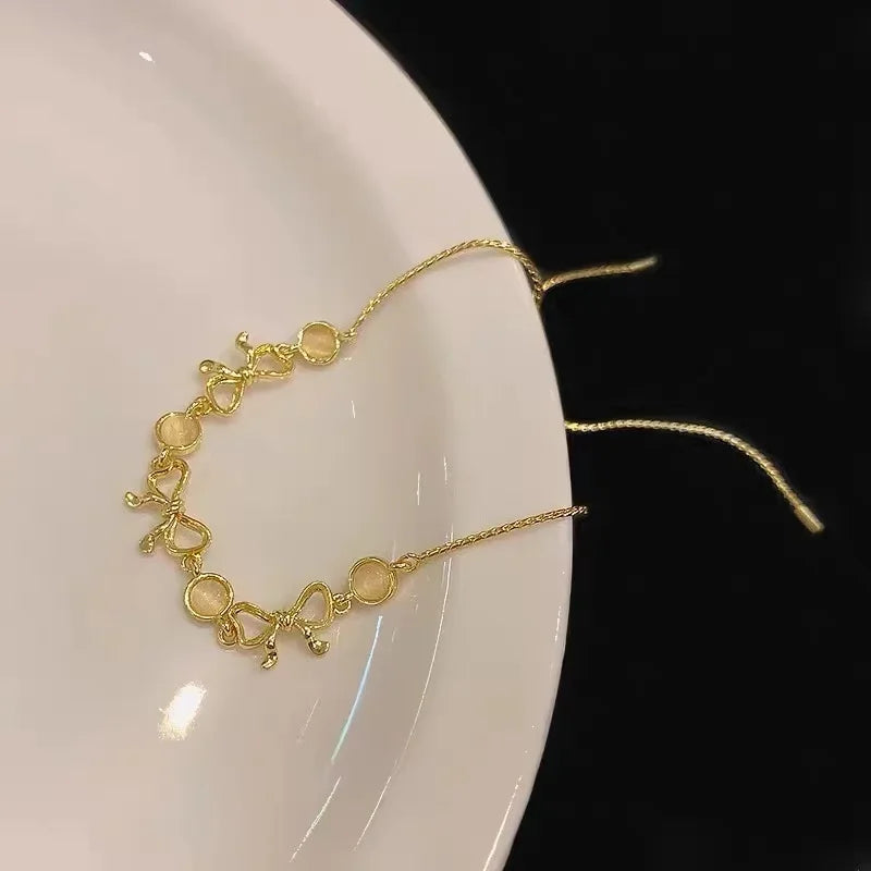 Geometric Smooth Rhinestone Chain Five Leaf Grass Flower Adjustable Bracelets for Women Fashion Jewelry Minimalist Accessories