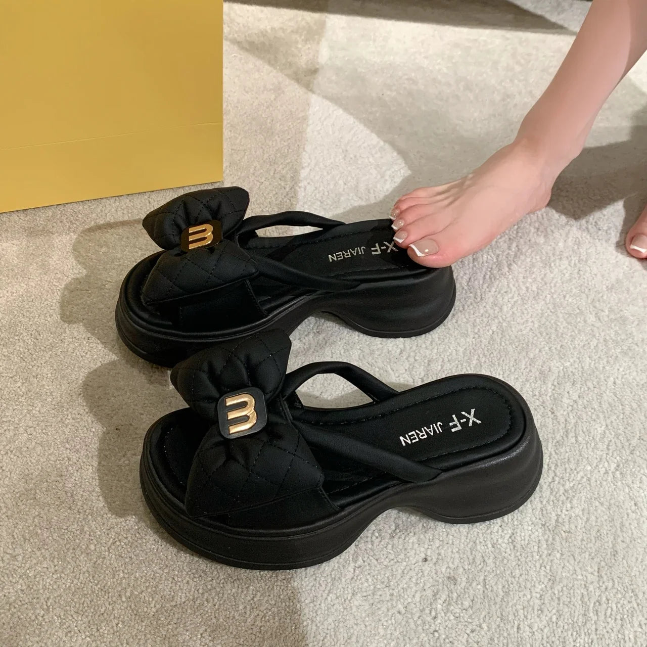 Women Slippers 2024 New Summer Casual Shoes Versatile Thick Sole Sandals Women Outwear Bow Beach Slippers Sexy Slides Women - Youks store