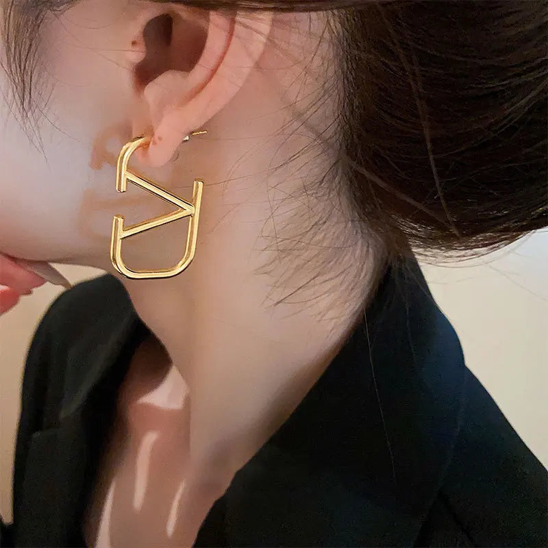 Geometric cool style ins personalized design Ear Studs, 2024 fashionable and versatile earrings - Youks store