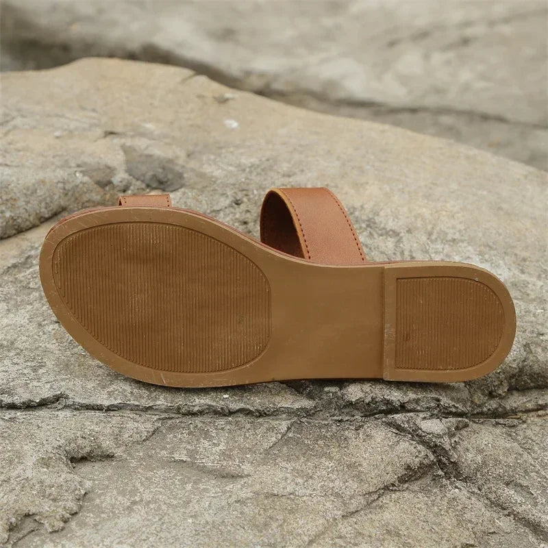 2025 Women Leather Flip Flops Slippers Women's Shoes Summer Brand Fashion Women Sandals Slippers Slides Designer Sandals - Youks store